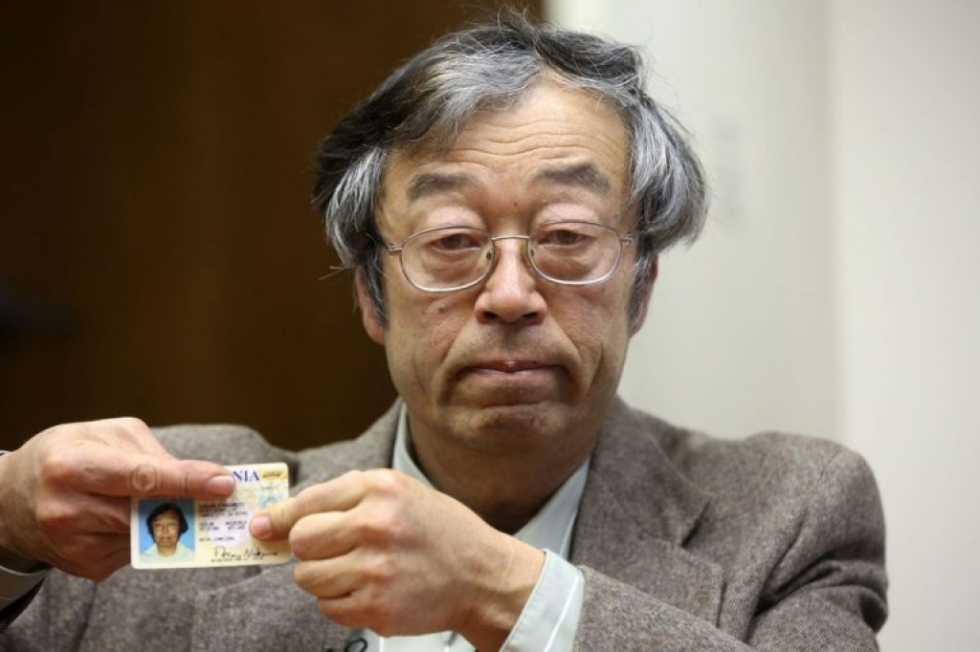 Satochi Nakamoto, em 2014, tentando provar que existe de verdade